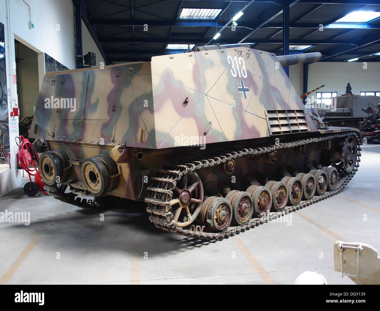 SdKfz 165 Hummel, tank museum, Saumur, France, pic-5 Stock Photo - Alamy