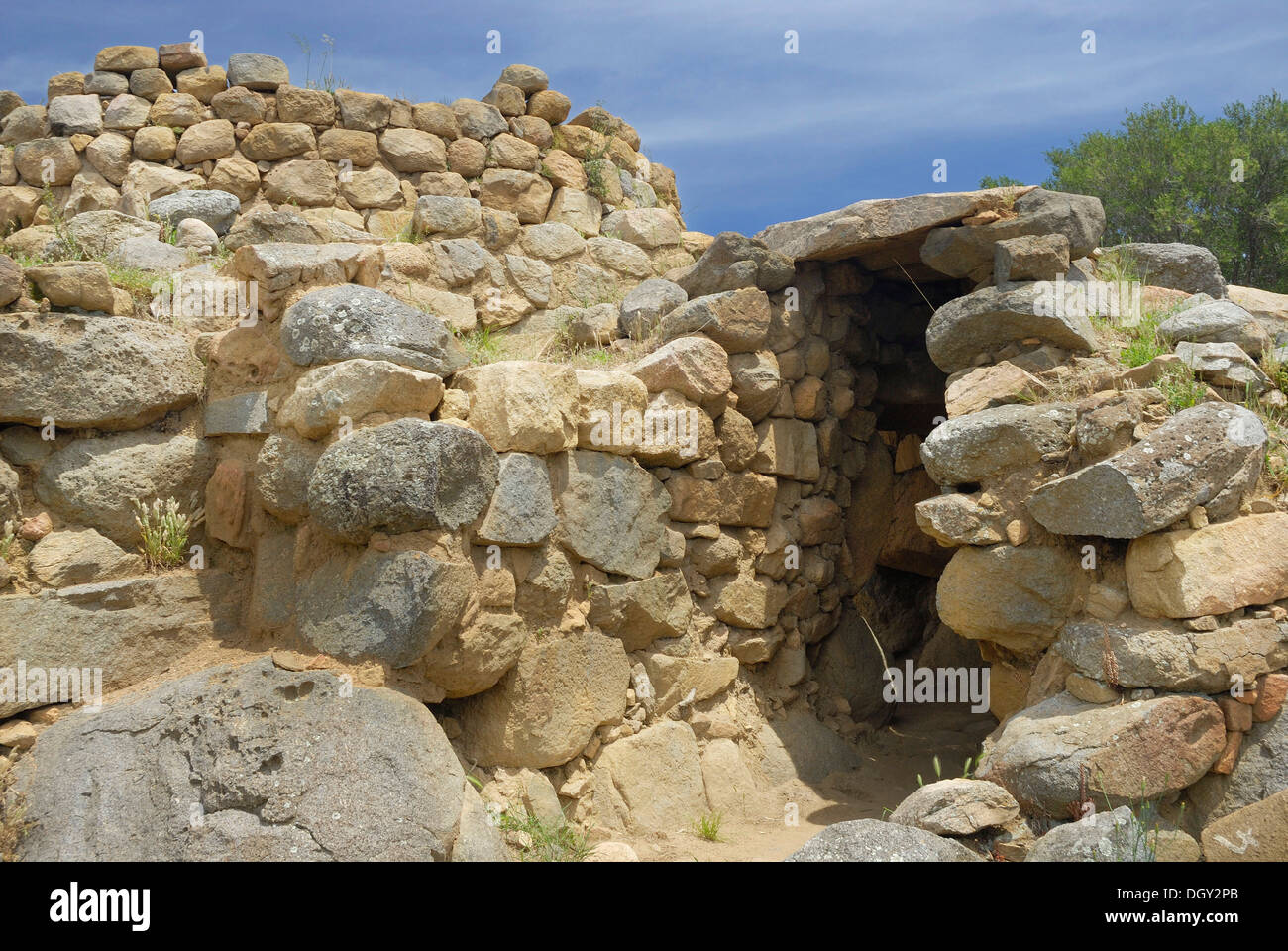 Prehistoric stone walls, ruins of a Nuraghe cult site about 1600 BC, Bronze Age, La Prisigione, Arzanchena, Sardinia, Italy Stock Photo
