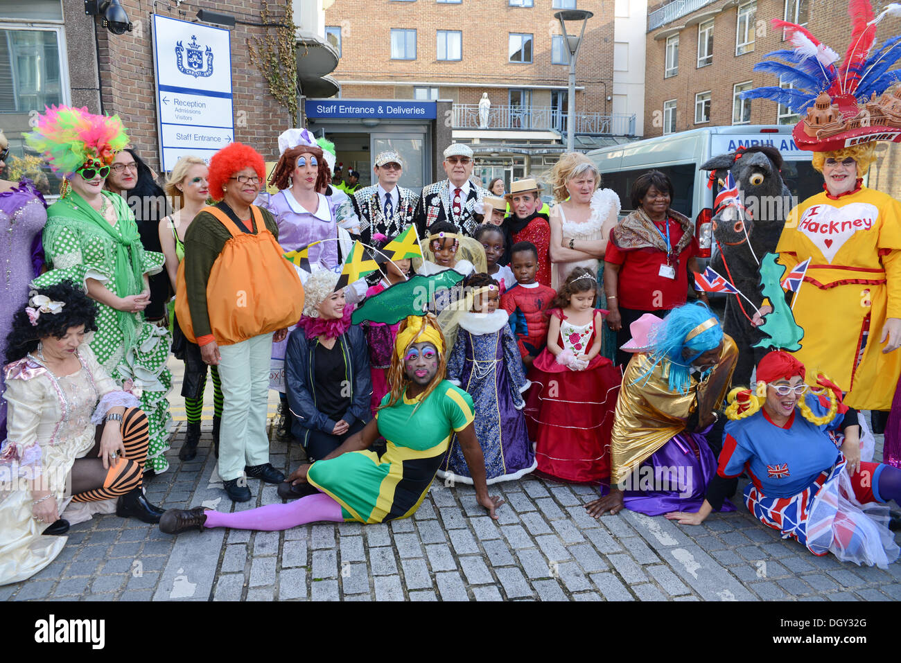 London UK 27th OCT 2013: Hackney Empire and St Joseph’s Hospice have joined forces to create a 1km run that invites people to dress in their most fabulous dame costumes or as their favourite pantomime characters. Help Hackney Empire raise funds to keep the arts accessible for all ages and enable St Joseph’s Hospice to provide the best care for people of East London with terminal illness at St Joseph’s Hospice  in London. © See Li/Alamy Live News Stock Photo