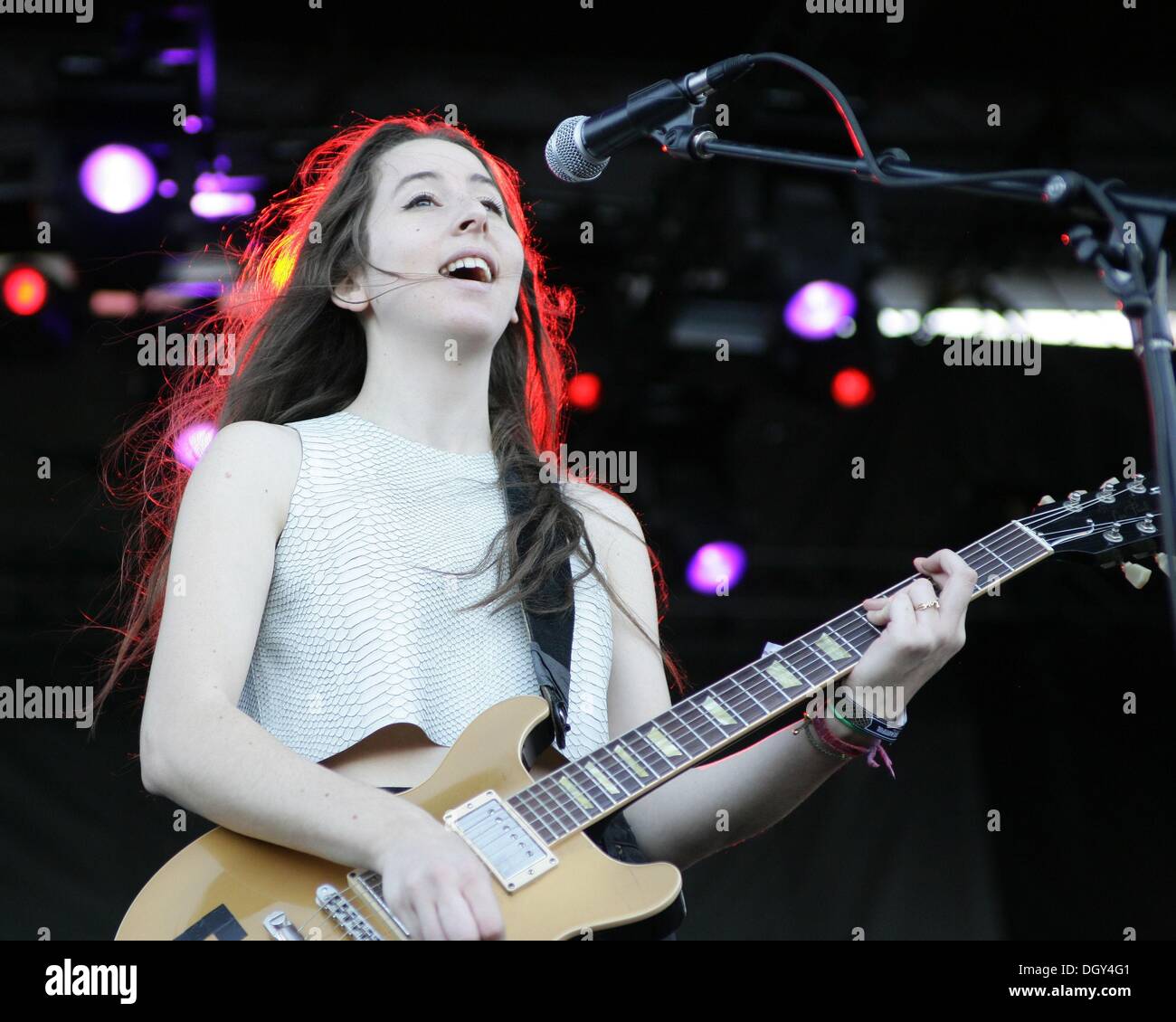 Alana Haim High Resolution Stock Photography and Images - Alamy