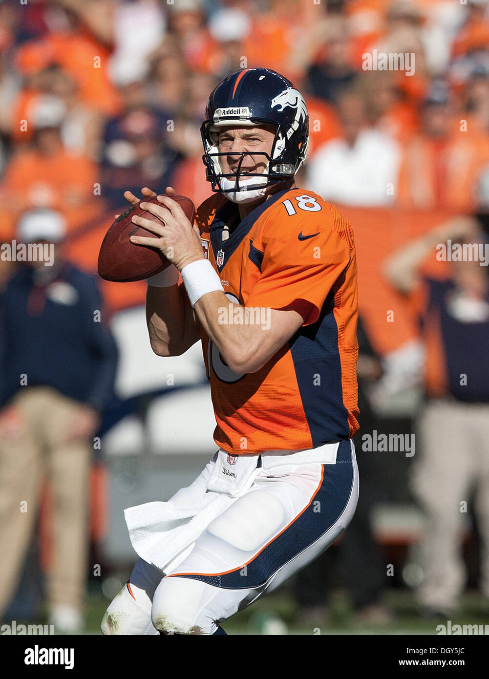 Denver, Colorado, USA. 27th Oct, 2013. Denver Broncos QB Peyton Manning ...