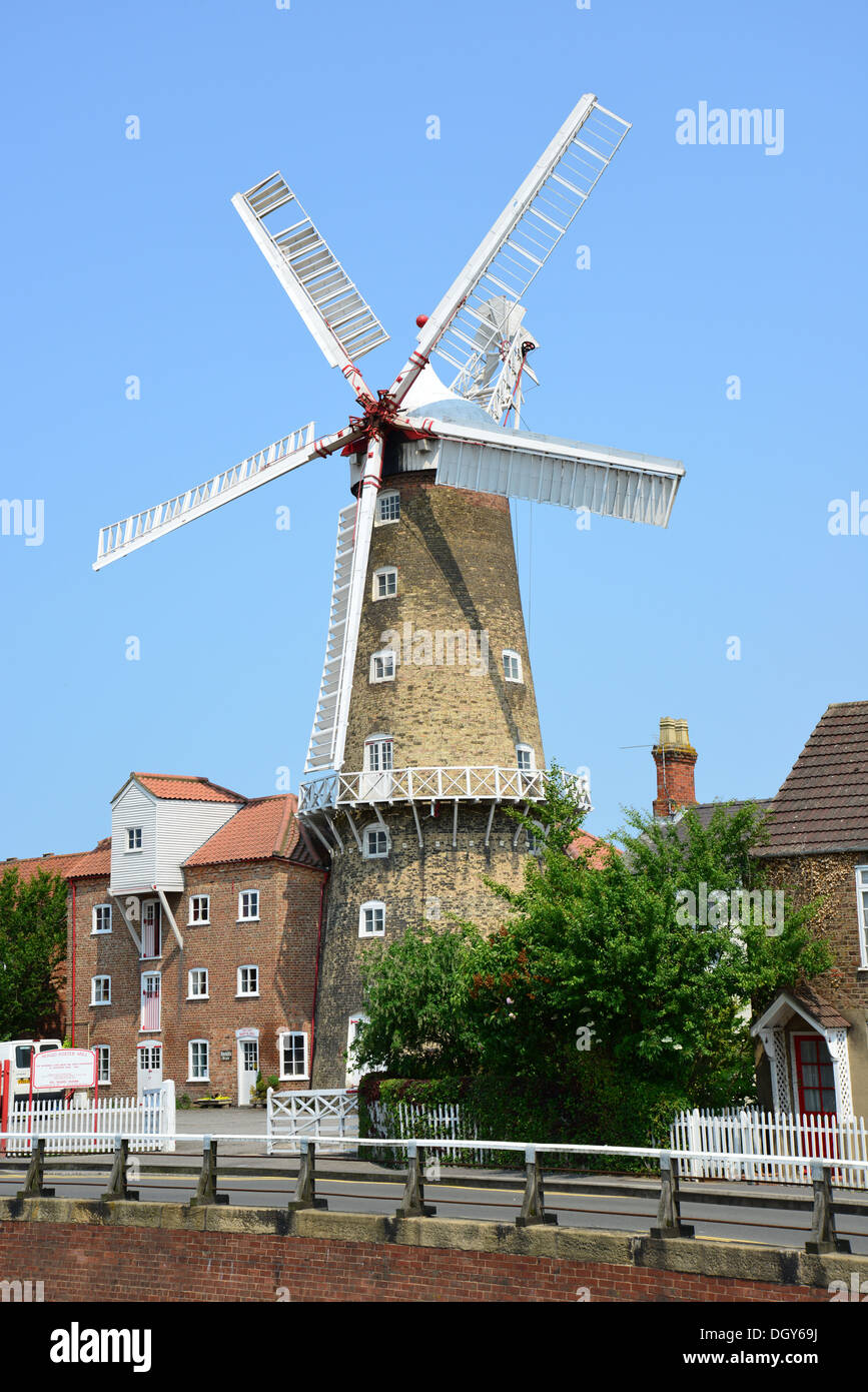 19th century Maud Foster Tower Windmill by the Maud Foster Drain, Skirbeck, Boston, Lincolnshire, England, United Kingdom Stock Photo