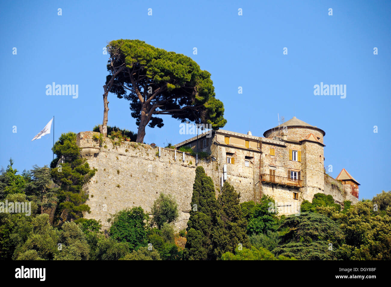 Fortress, Castello Brown, Castello di San Giorgio, above the harbour in the  village of Portofino, Riviera, Liguria, Italy Stock Photo - Alamy