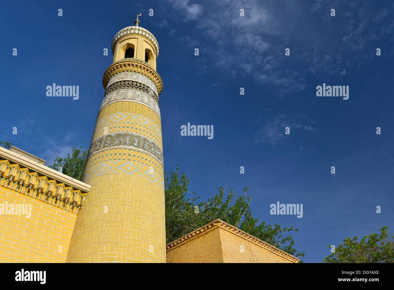 Minaret of the Id Kah Mosque, Uyghur Muslim historic town centre, Kashgar, Seidenstraße, Xinjiang, China Stock Photo