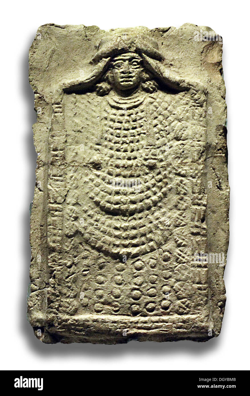 5740. Clay plaque depicting a richly dressed goddess. Babylonia, 2nd. Millennium BCE. Stock Photo