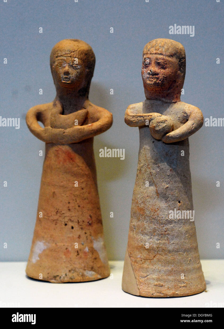 1 LNIMIKIY Statues Bouddha Gr/ès R/ésine M/éditation Miniature Libre Debout Fengshui Figurines Cadeaux danniversaire vet ndou Sculpture Bureau D/écor /À La Maison /Étude Artisanat Assis Bureau