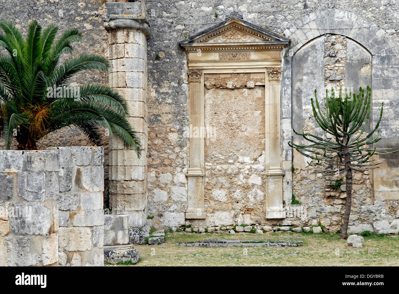 Chiesa di S. Giovanni, catacombs, Syracuse, Sicily, Italy, Europe Stock Photo