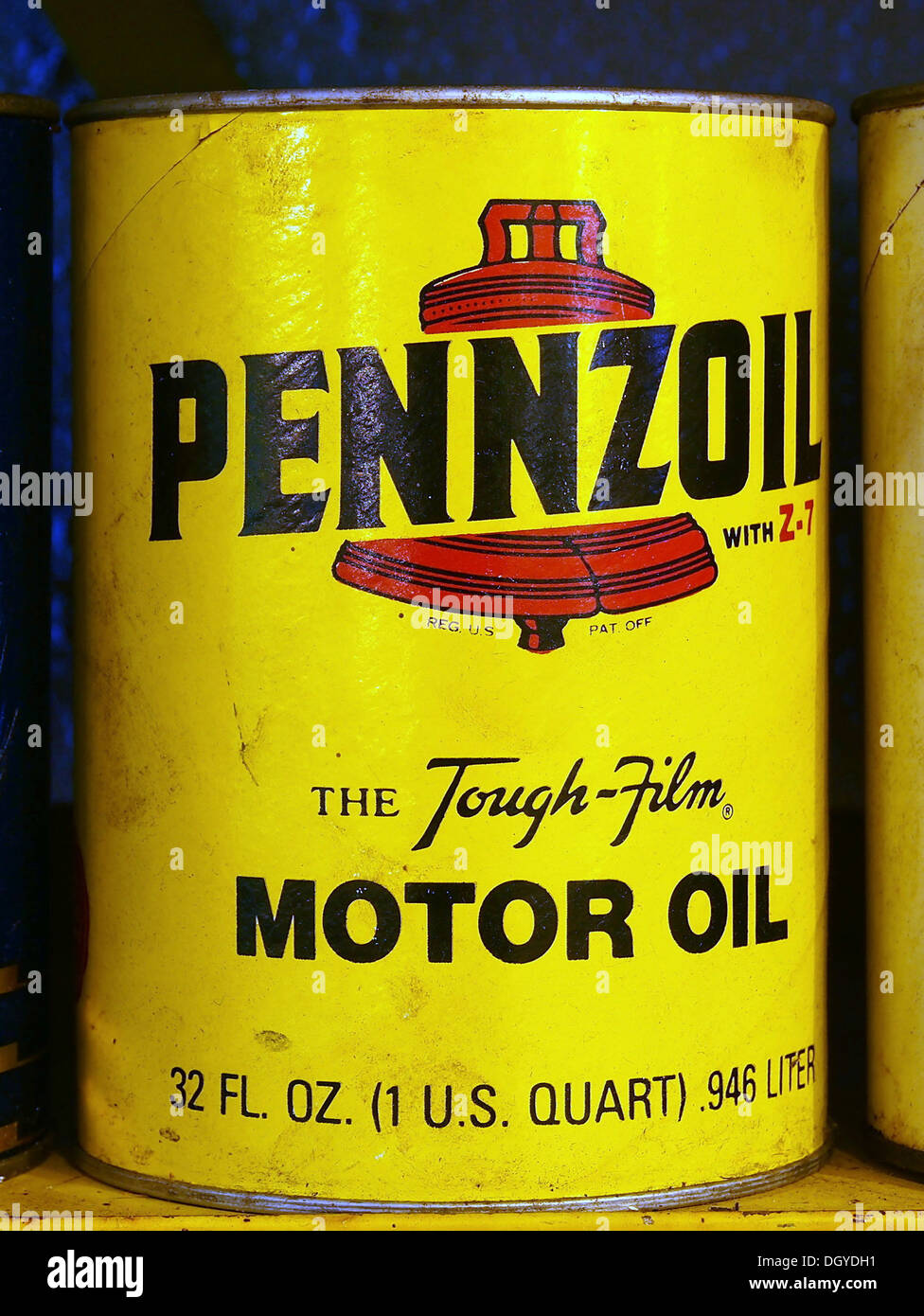Pennzoil motor oil can Stock Photo Alamy