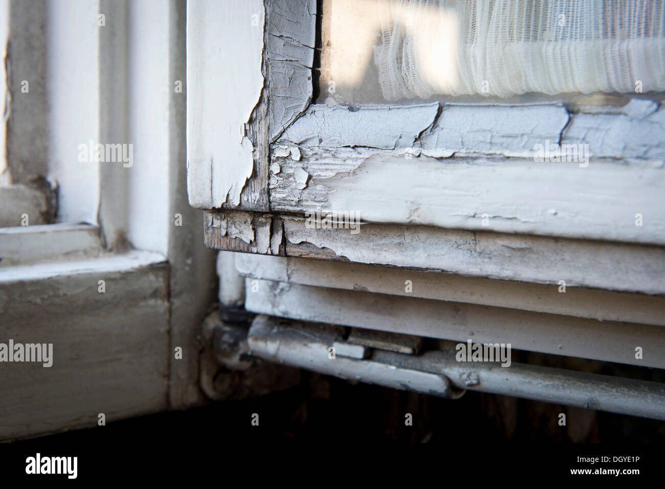 Paint peeling off wooden window hires stock photography and images Alamy