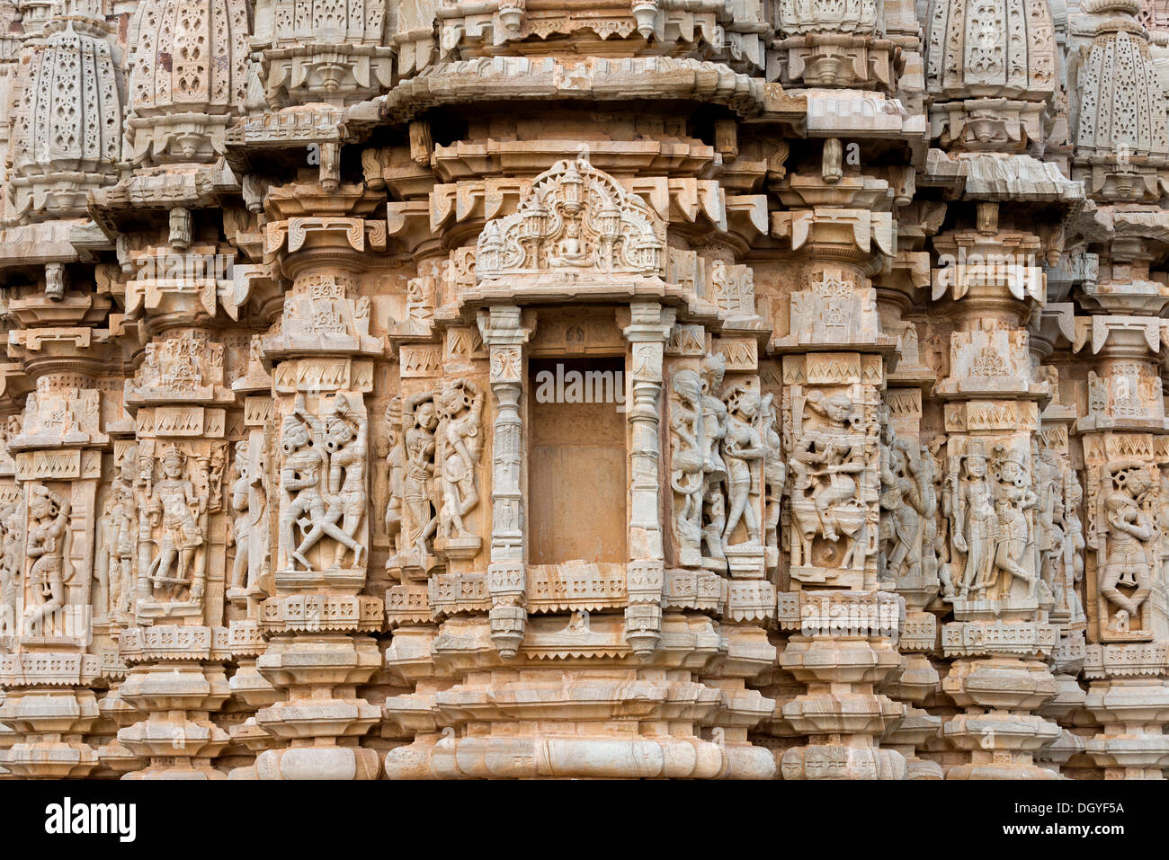 Decorative sculptures, detail on Jain Mahavira Temple, Chittorgarh Fort Mountain, Chittorgarh, Rajasthan, India Stock Photo