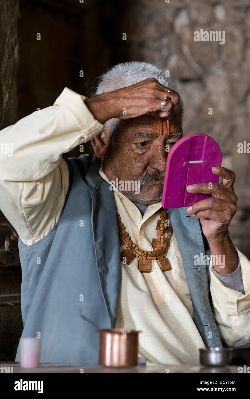 Priest, Kumbha Shyama Temple, Chittorgarh, Rajasthan, India Stock Photo