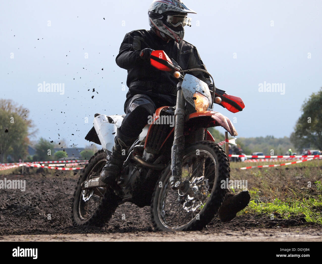 Cornering fast hires stock photography and images Alamy