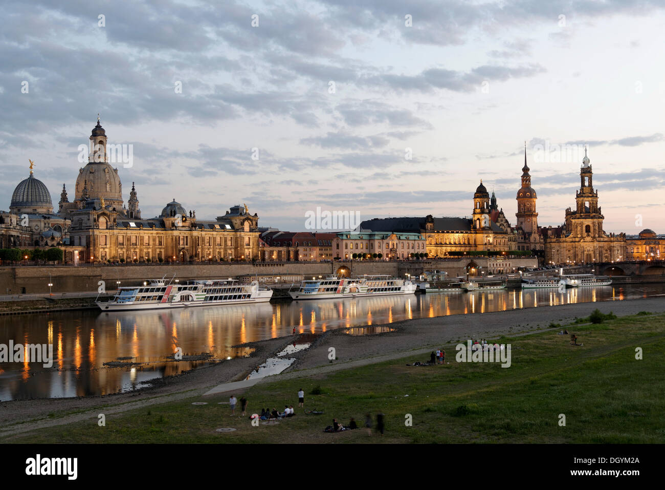 Old town of Dresden with the Elbe river at dusk, Florence of the Elbe, Saxony Stock Photo
