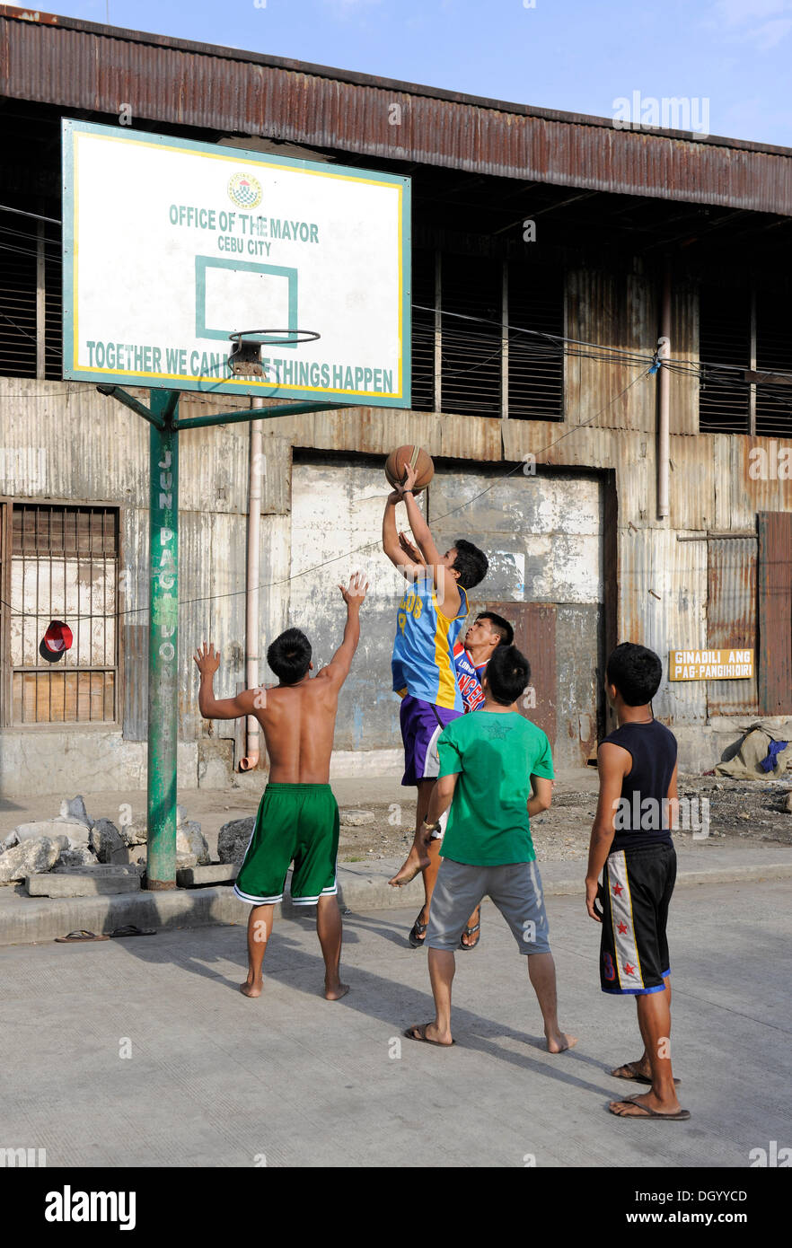 Street Basketball Kids High Resolution Stock Photography and Images - Alamy