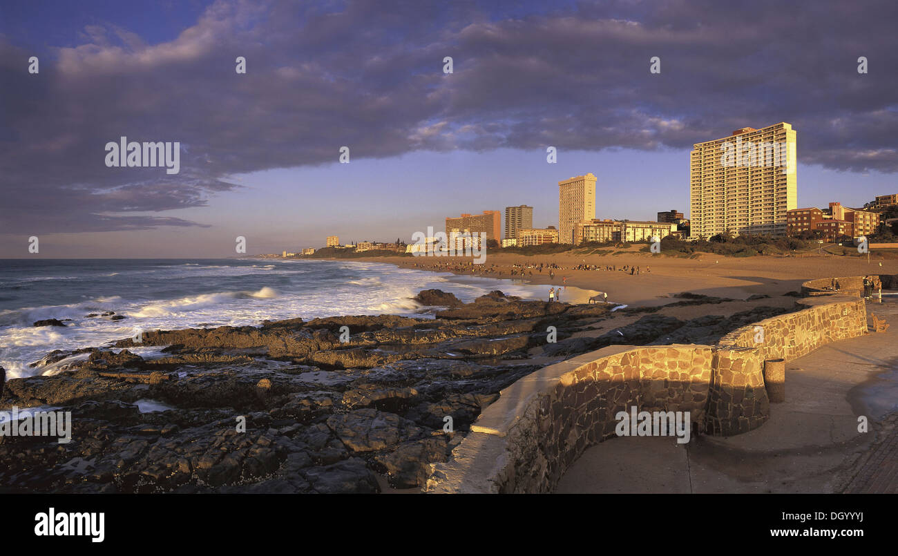 The beachfront at amanzimtoti hires stock photography and images Alamy