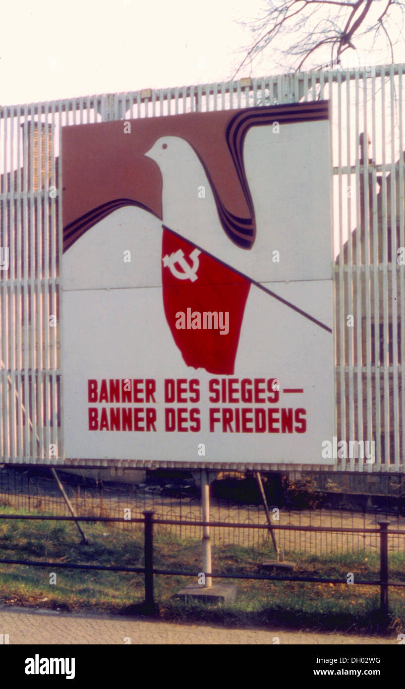 Socialist propaganda sign, Banner des Sieges - Banner des Friedens, German for Banner of Victory - Banner of Peace, represented Stock Photo