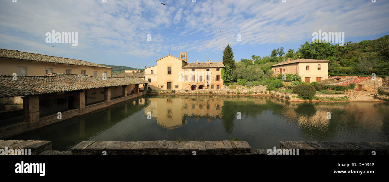 Central village square with pools of hot spring, 'Square of Sources', Bagno Vignioni, San Quirico d'Orcia, Val d'Orcia Stock Photo