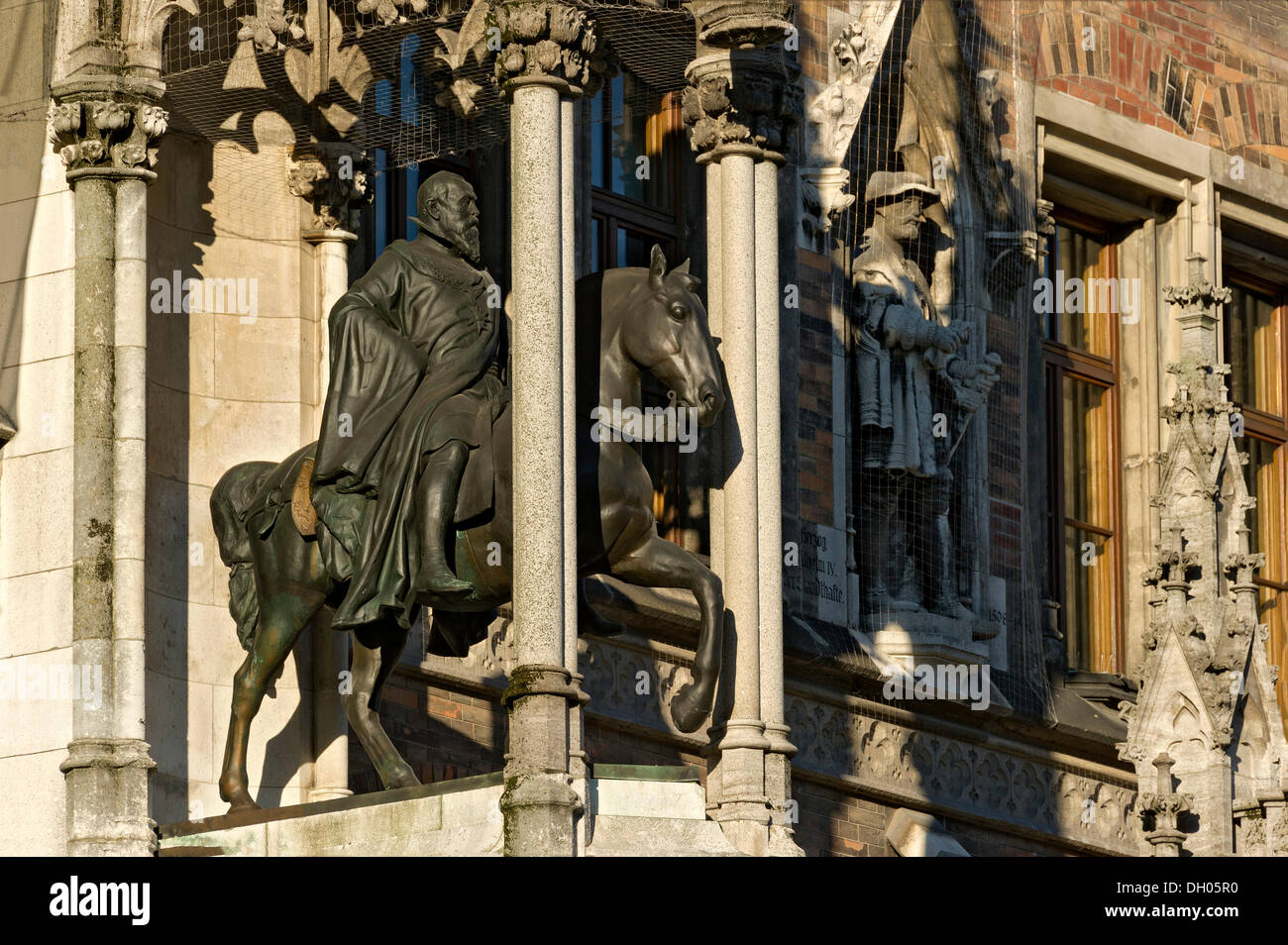 Bronze equestrian statue of Prince Regent Luitpold by Ferdinand von Miller, under a baldachin at the town hall façade Stock Photo