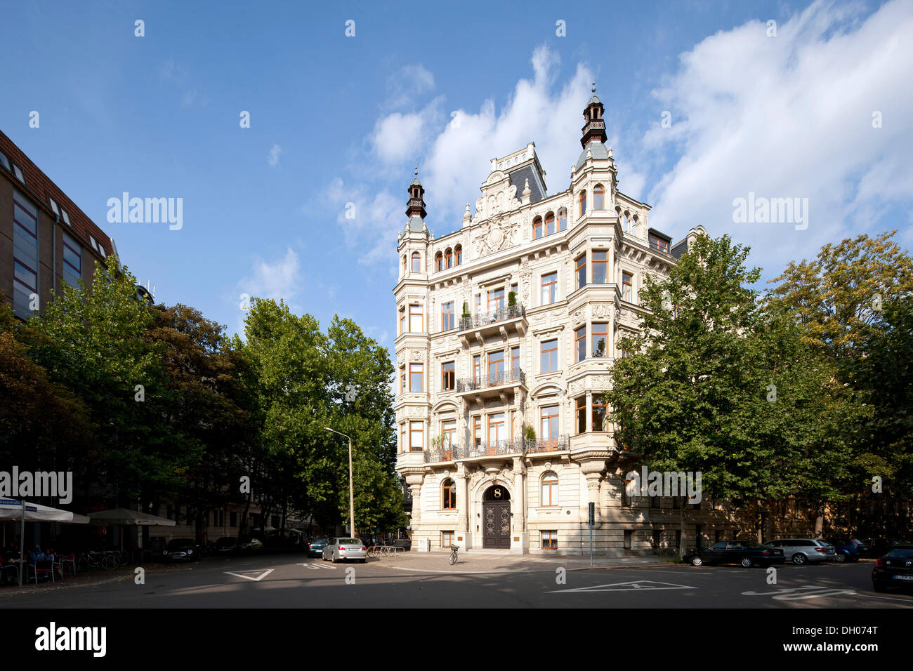 Prestigious residential and commercial building, Musikerviertel district, Leipzig, Saxony, PublicGround Stock Photo