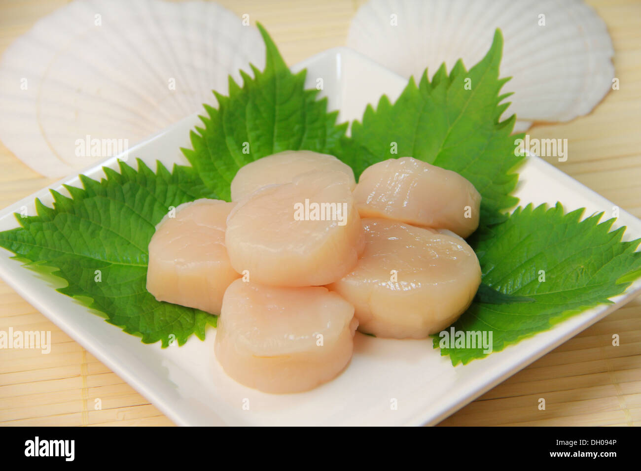Japanese scallops hires stock photography and images Alamy