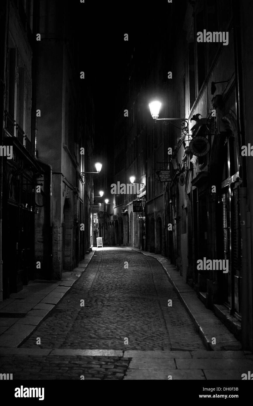 A cobbled street in Vieux Lyon, at night Stock Photo