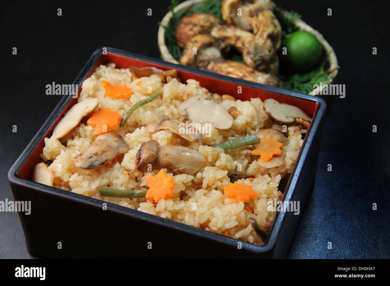 Matsutake mushroom rice Stock Photo - Alamy
