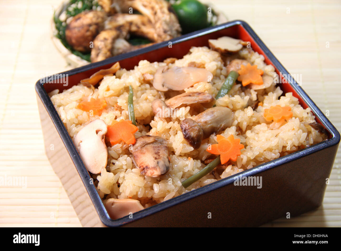 Matsutake mushroom rice Stock Photo - Alamy