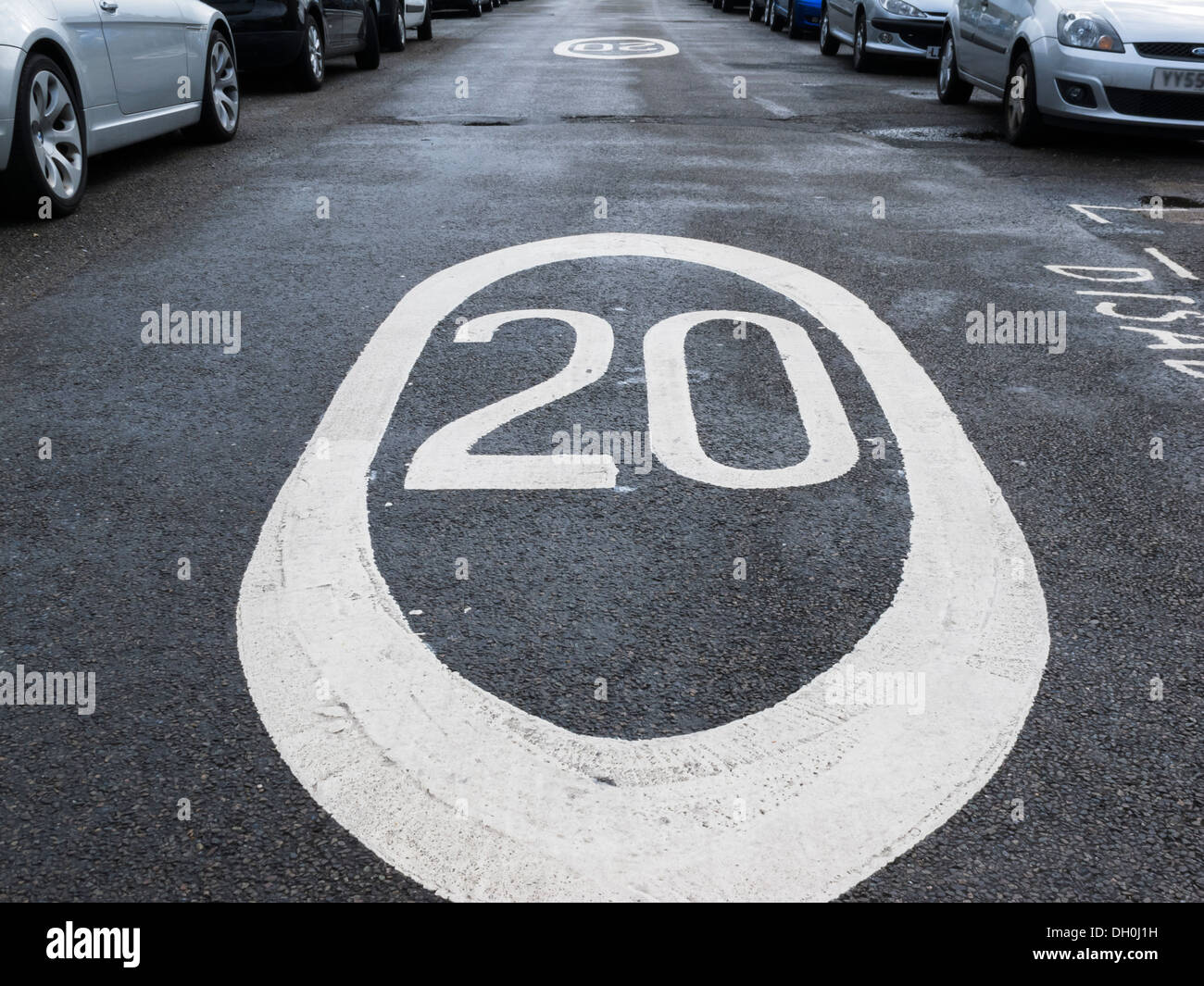20mph speed restriction Stock Photo