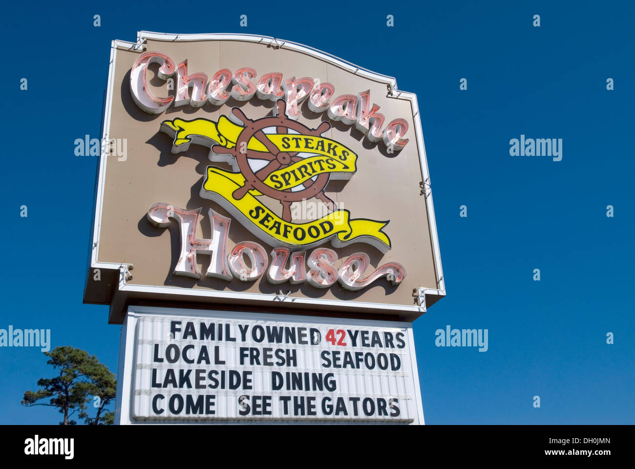 Chesapeake House Sign Myrtle Beach Sc Stock Photo Alamy