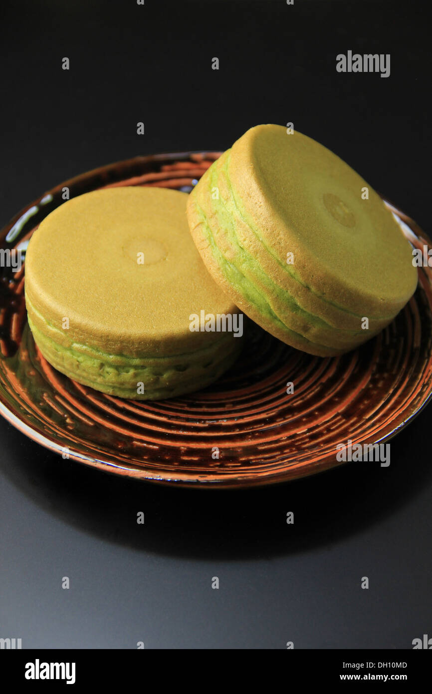 Imagawayaki (Japanese red bean cake Stock Photo Alamy