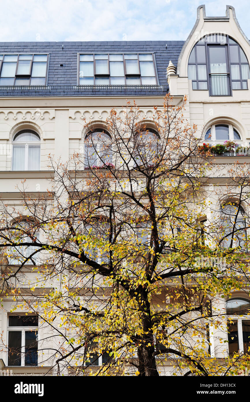 Linden tree house hires stock photography and images Alamy