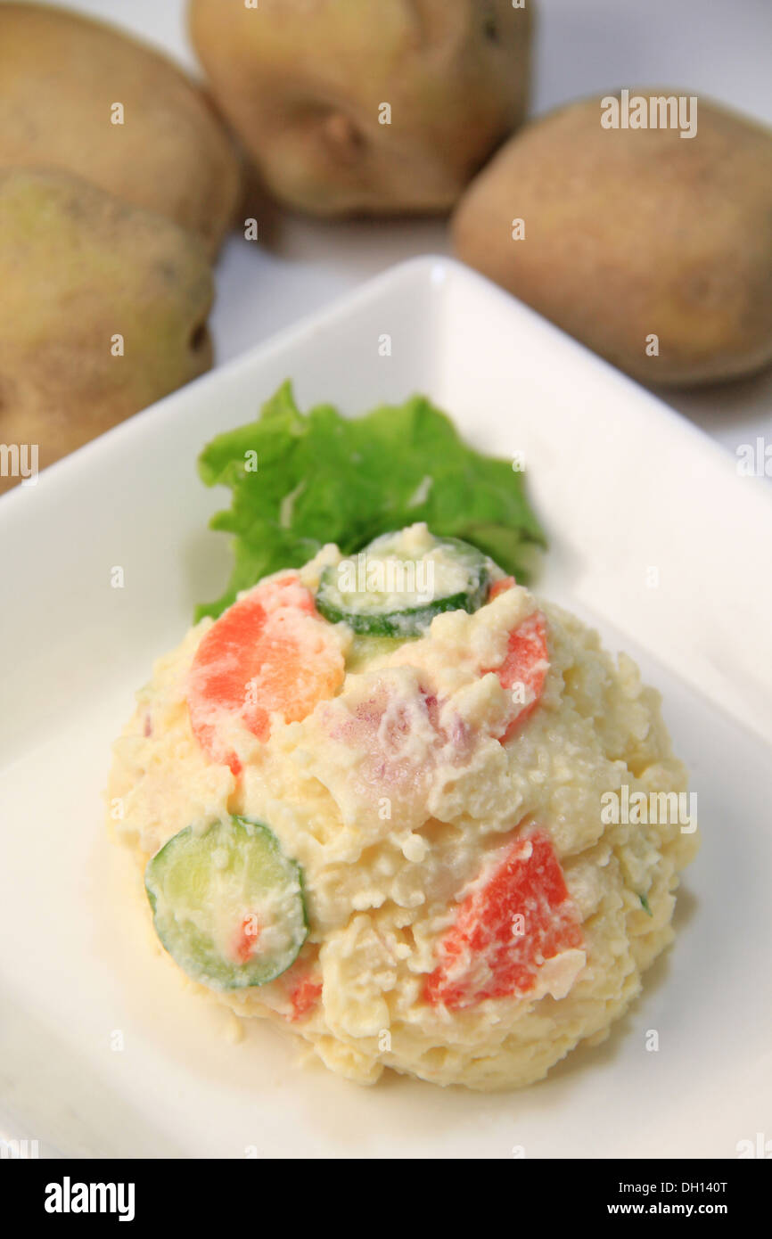 Potato salad hi-res stock photography and images - Alamy
