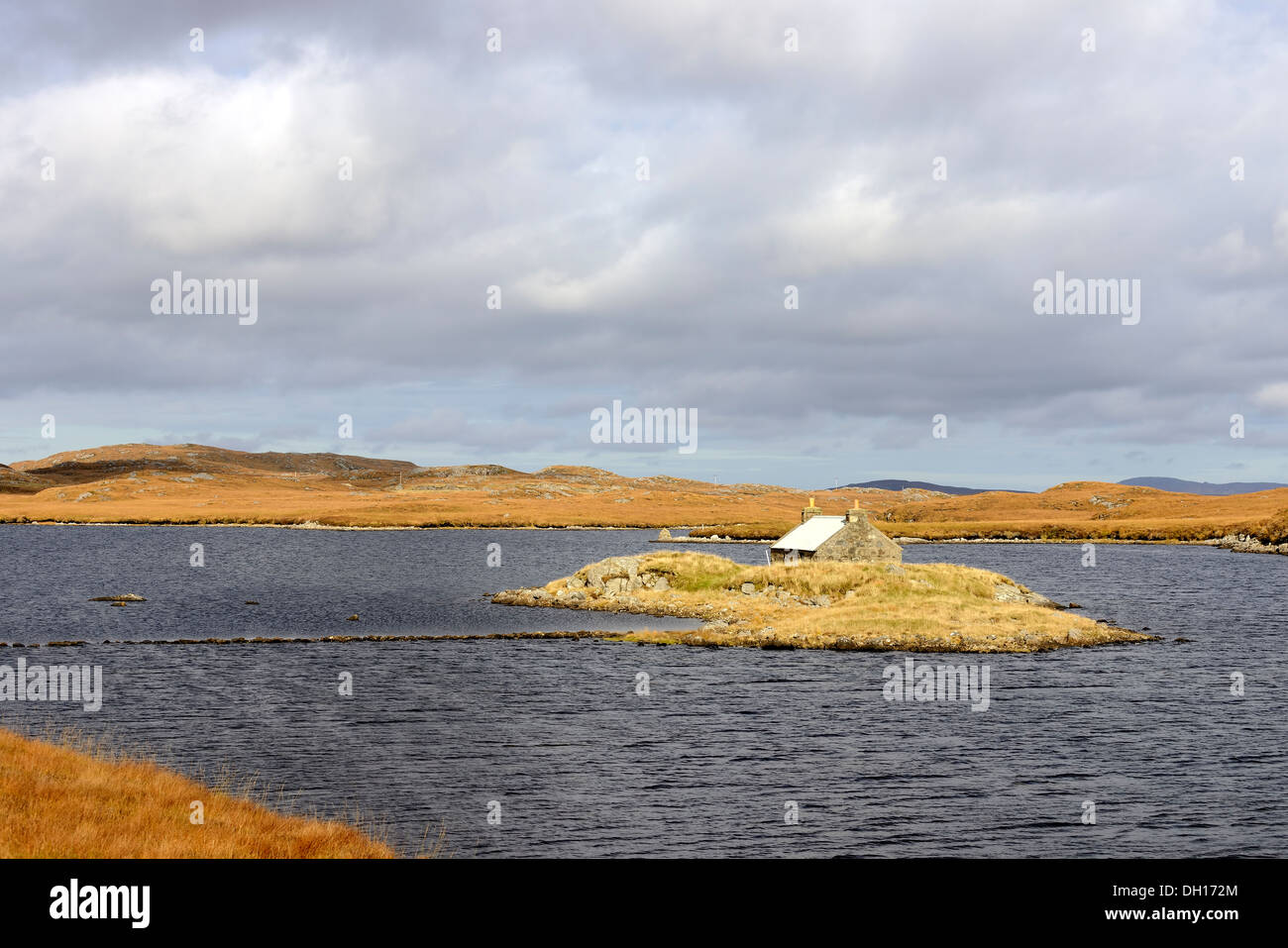 Bothy or Shieling on a small island in Loch Faoghail an Tuim Stock Photo
