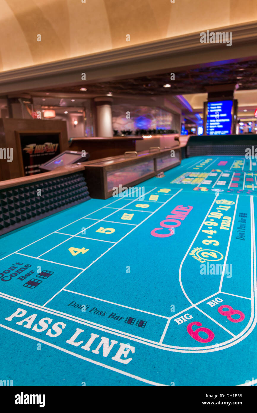 Craps table hires stock photography and images Alamy