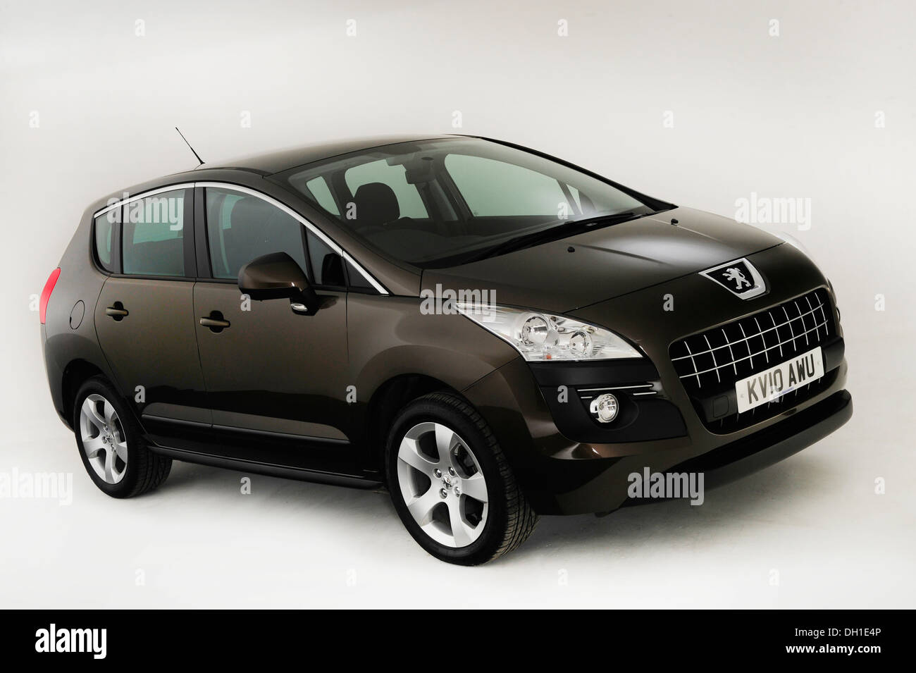 2010 Peugeot 3008 Stock Photo - Alamy