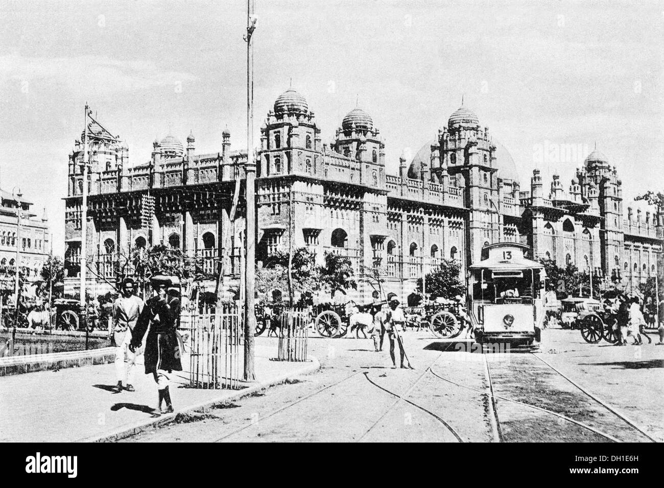 old vintage photo of general post office mumbai maharashtra India Stock Photo