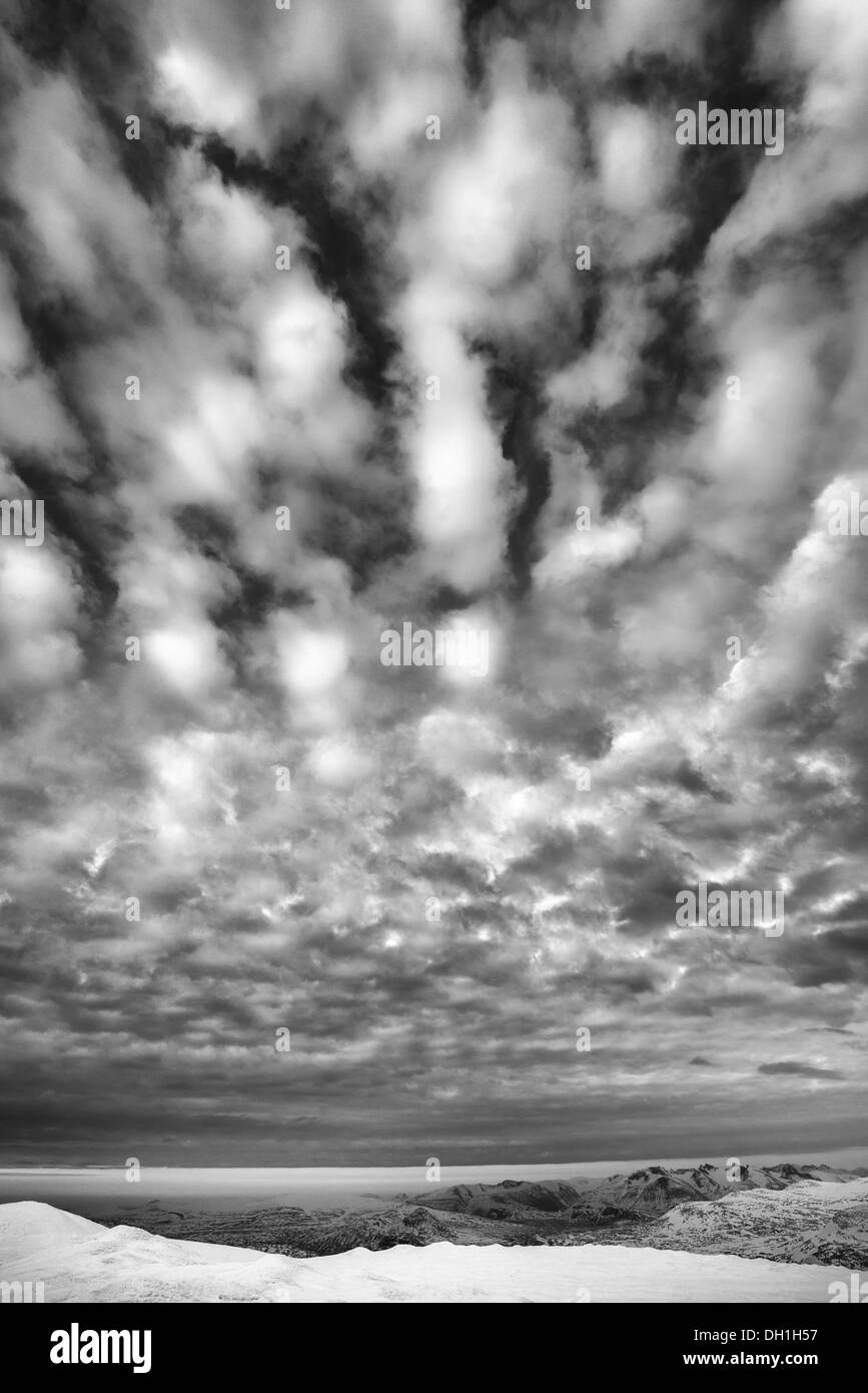 Mountain top cloudy sky Black and White Stock Photos & Images - Alamy