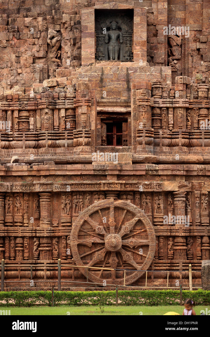 Chariot wheel Sun temple konark Orissa India Stock Photo