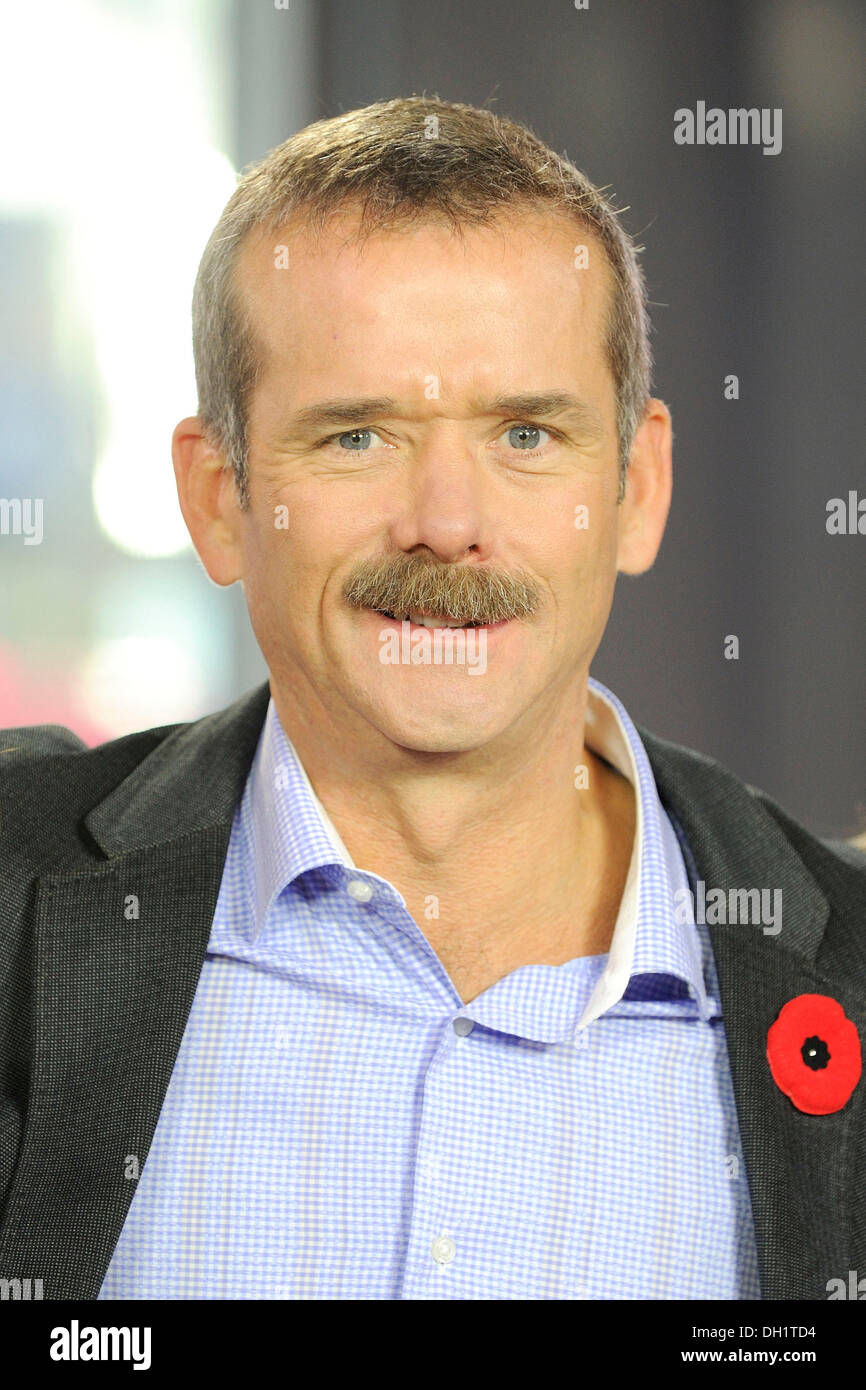 Toronto, Canada. 29th Oct 2013. Canadian astronaut and former International Space Station Commander Chris Hadfield appears on Global TV's THE MORNING SHOW sharing his experience on the IIS and promoting his new book An Astronaut’s Guide to Life on Earth. Credit:  EXImages/Alamy Live News Stock Photo