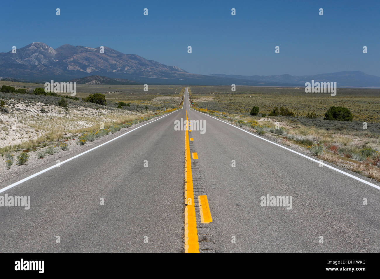 Dead straight highway, Route 93, Nevada, USA Stock Photo Alamy
