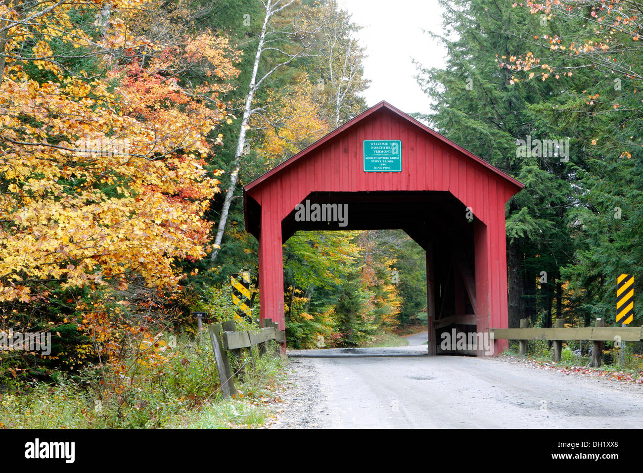 Moseley Covered Bridge in autumn, Northfield, Vermont, USA Stock Photo