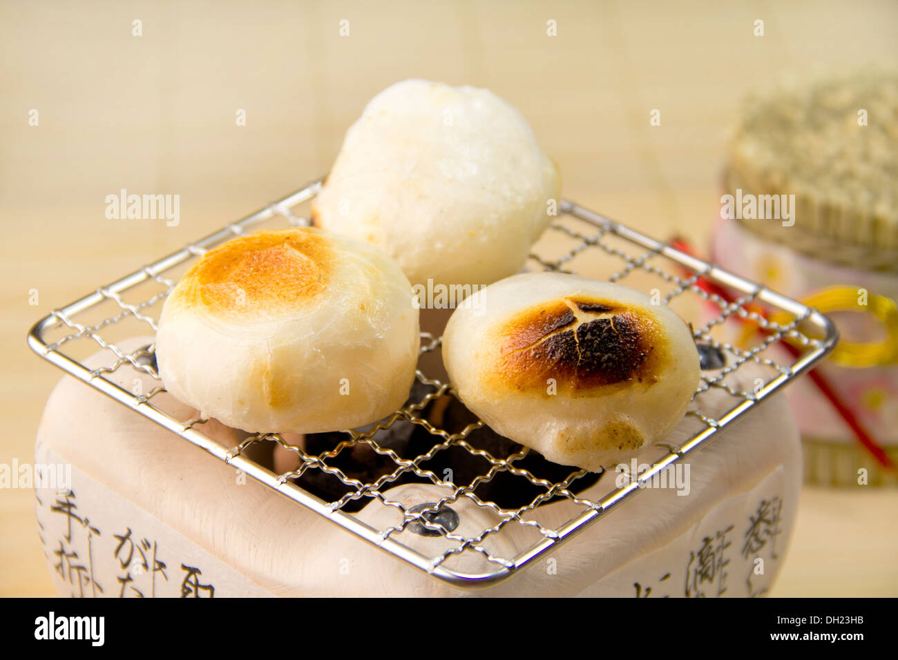 Roasted rice cake Stock Photo Alamy