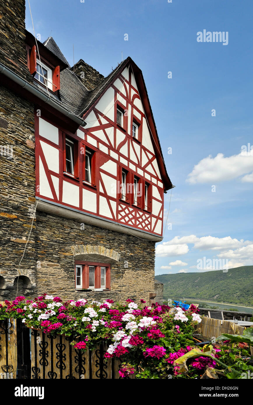 Youth hostel and castle Burg Stahleck, Bacharach, UNESCO World Heritage Site, Rhineland-Palatinate Stock Photo