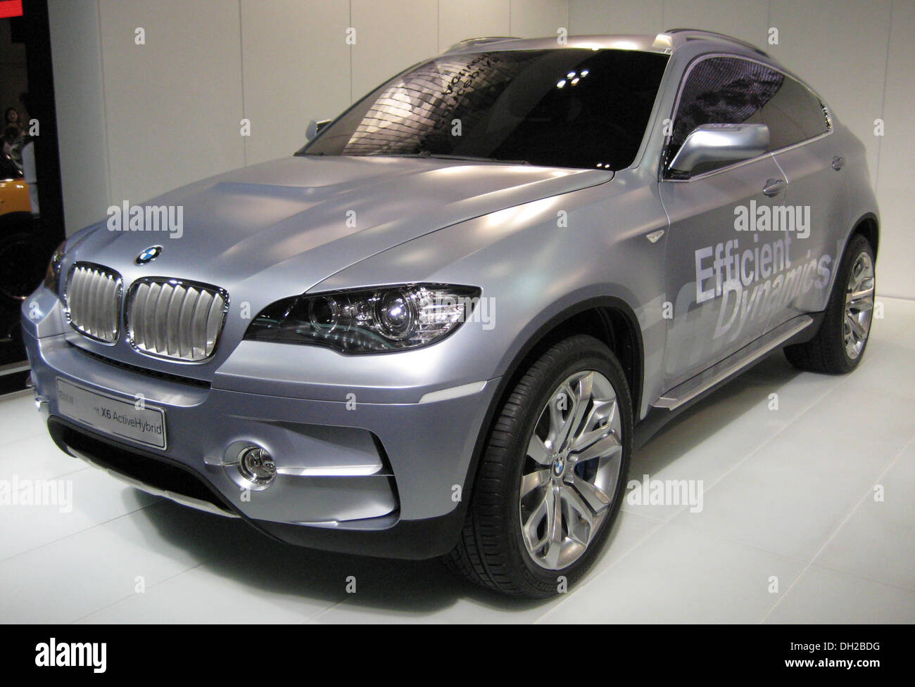 The BMW Concept X6 Active Hybrid 01 is a concept vehicle that showcases ...