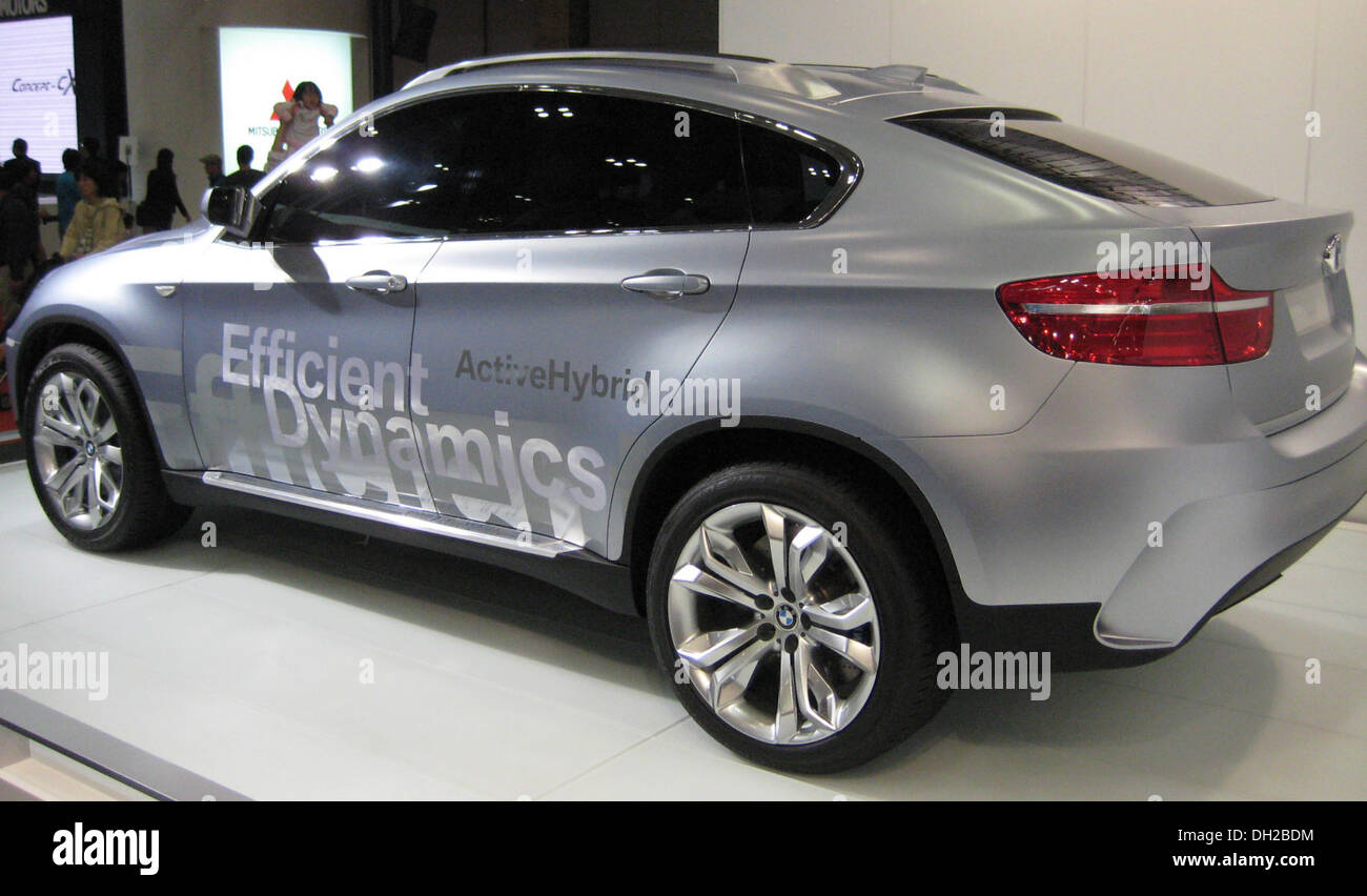 The BMW Concept X6 Active Hybrid 02 is a hybrid sports activity vehicle ...
