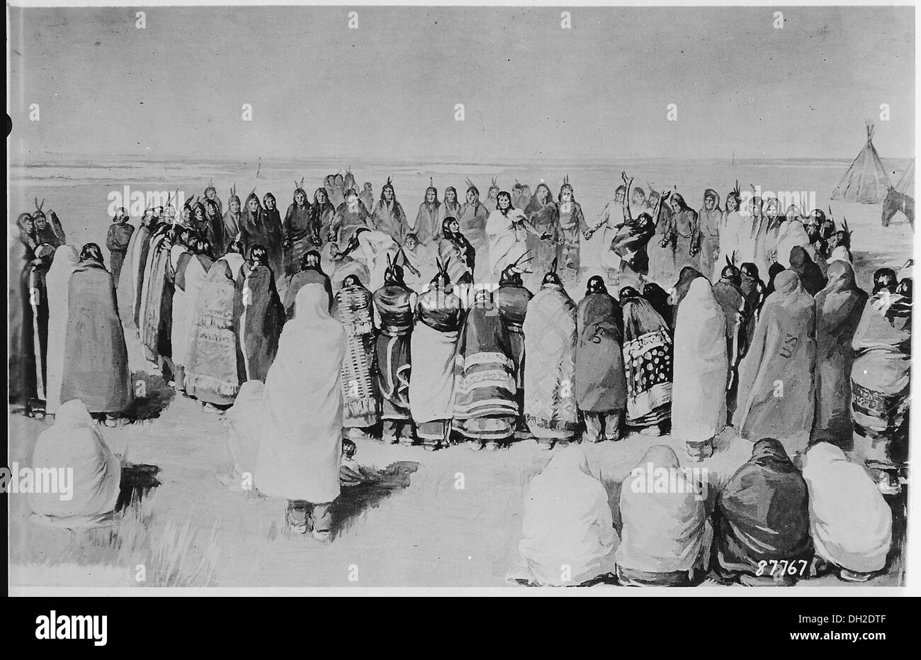 Native american dance ceremony performed Black and White Stock Photos ...