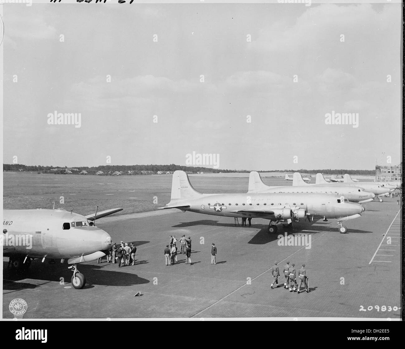 Important planes Black and White Stock Photos & Images - Alamy