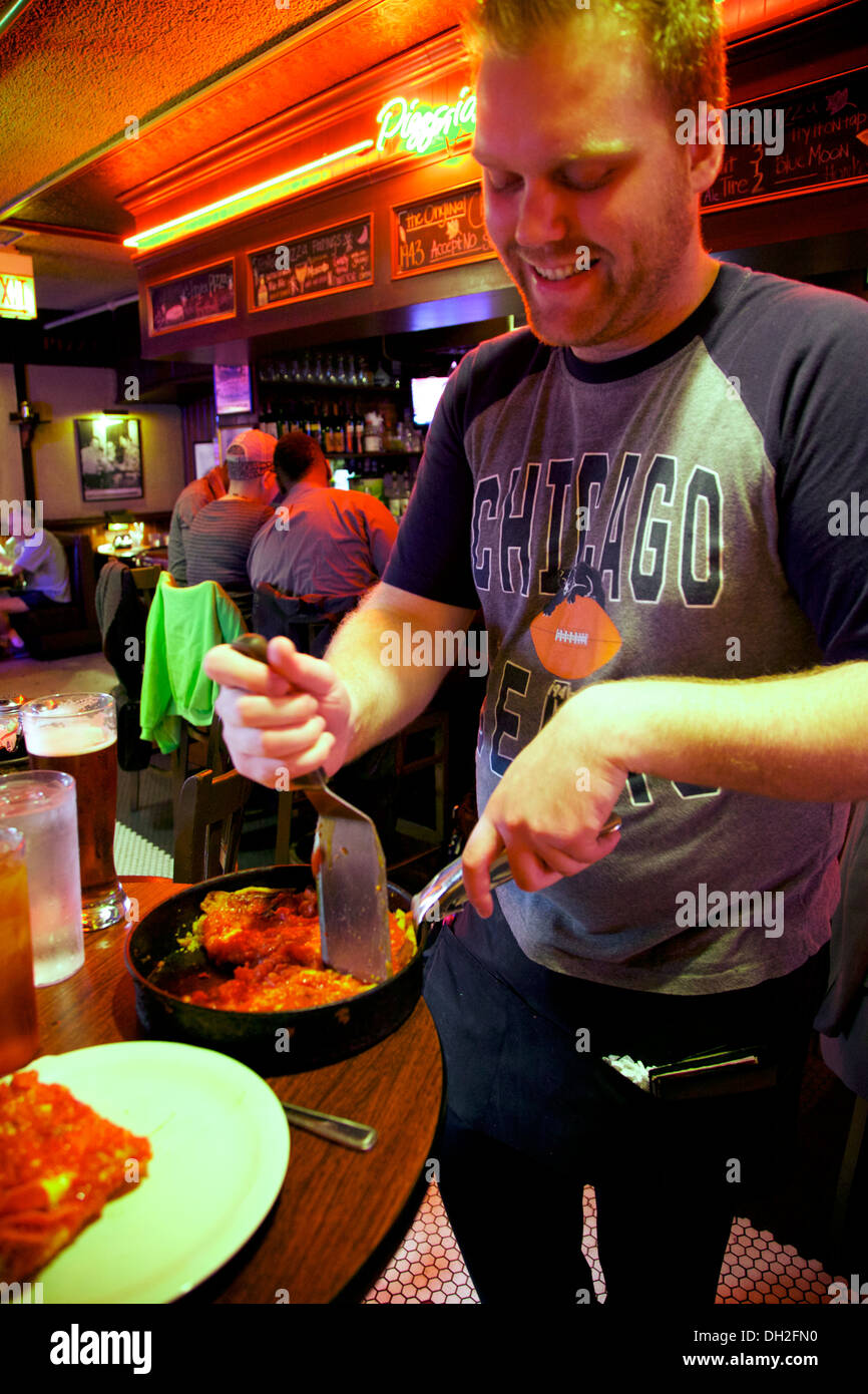 Pizzeria Due Deep Dish Pizza, Chicago, IL Stock Photo Alamy
