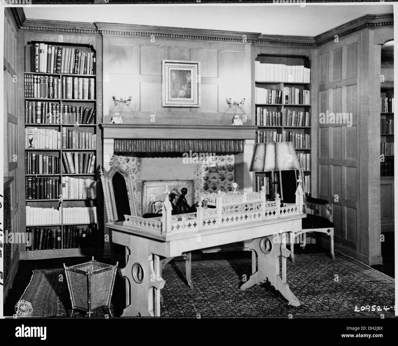 Which adjoins the main conference room at 198824 hires stock photography and images Alamy