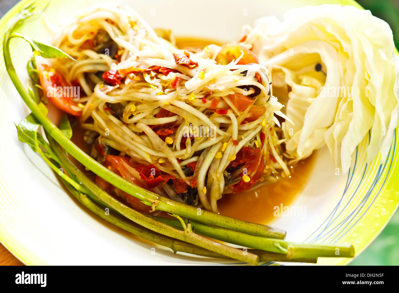 Green papaya salad Stock Photo Alamy